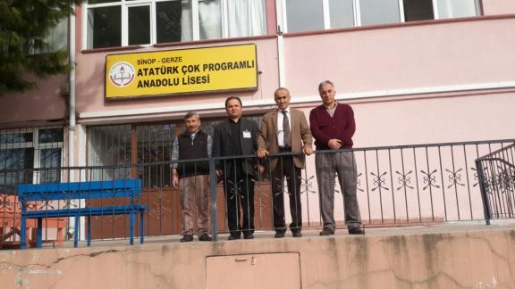 İl Milli Eğitim Müdürümüz Nevzat TÜRKKAN Gerze Çok Programlı Anadolu Lisesini ziyaret etti.