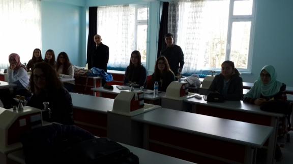 İl Milli Eğitim Müdürümüz Nevzat TÜRKKAN Sarı Saltuk Anadolu Lisesini ziyaret etti.