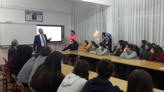İl Milli Eğitim Müdürümüz Nevzat TÜRKKAN ve Şube Müdürü Davut KAYA Sarı Saltuk Anadolu Lisesi pansiyonunu ziyaret etti. 