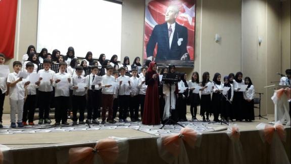 İl Milli Eğitim Müdürümüz Nevzat TÜRKKAN, Sinop Seyit Bilal İmam Hatip Ortaokulunda Kutlu Doğum Programına katıldı.
