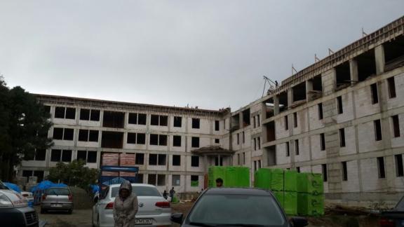 İl Milli Eğitim Müdürümüz Nevzat TÜRKKAN ,Anadolu İmam Hatip Lisesi Kompleksi inşaatında incelemelerde bulundu.