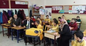İl Milli Eğitim Müdürü Nevzat TÜRKKAN, Atatürk İlkokulunu  ziyaret etti. 