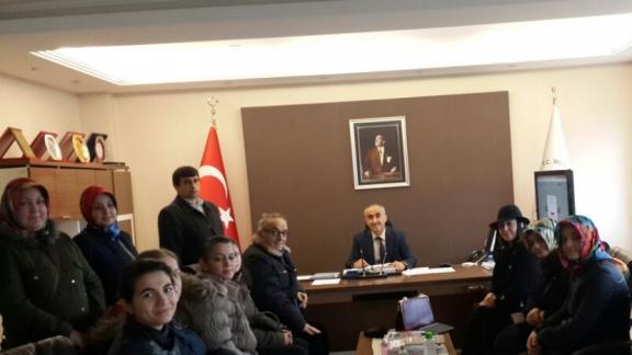 Atatürk İlkokulu Velileri İl Milli Eğitim Müdürümüzü ziyaret etti.