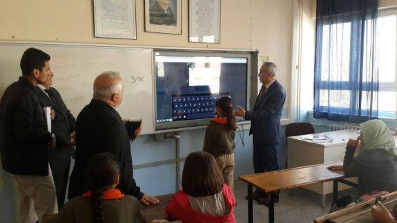 Mili Eğitim Müdürü Nevzat TÜRKKAN Cengiz Topel İlkokulu ve Ortaokulunda İncelemelerde Bulundu