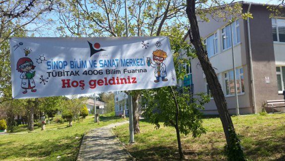 Sinop Bilim ve Sanat Merkezi 4006 Tubitak Bilim Fuarı Yapıldı