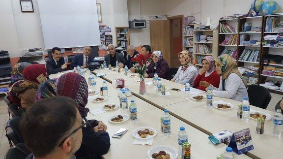 Merkez İlçemizdeki Din Kültürü Öğretmenlerimiz ile birlikte Mesleki Gelişim Eylem Planı Toplantısı Yapıldı