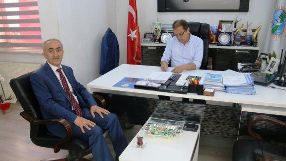 Sinop Belediyesi İle İl Milli Eğitim Müdürlüğümüz Arasında Okullar Hayat Olsun Projesi Protokolü İmzalandı