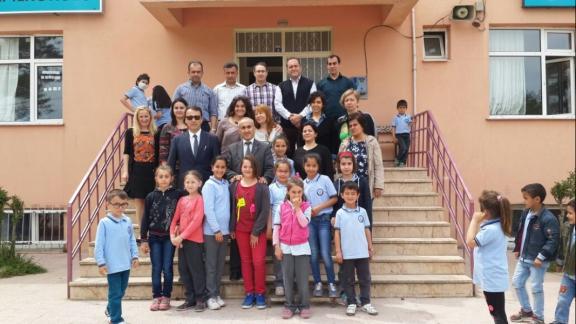 İl Milli Eğitim Müdürümüz Nevzat TÜRKKAN ile Şube Müdürü Derya ÖZDEMİR Abalı İlkokulunu ziyaret etti