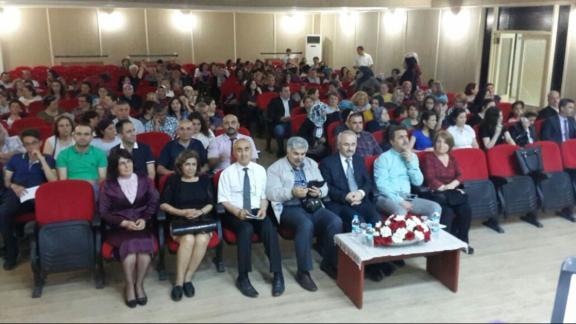 İl Milli Eğitim Müdürümüz Nevzat TÜRKKAN, Halk Eğitim Merkezinde Düzenlenen Türk Halk müziği Konserine katıldılar