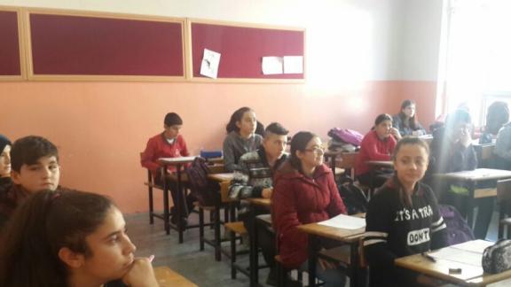 İl Milli Eğitim Müdürümüz Nevzat TÜRKKAN,Ortak Sınavlar öncesi Gelincik Ortaokulunu ziyaret etti.