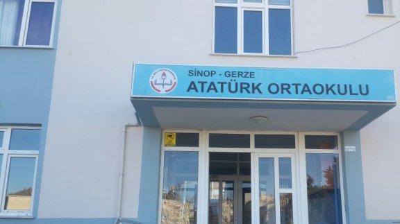 İl Milli Eğitim Müdürümüz Gerze Atatürk Ortaokulunu Zİyaret Etti.