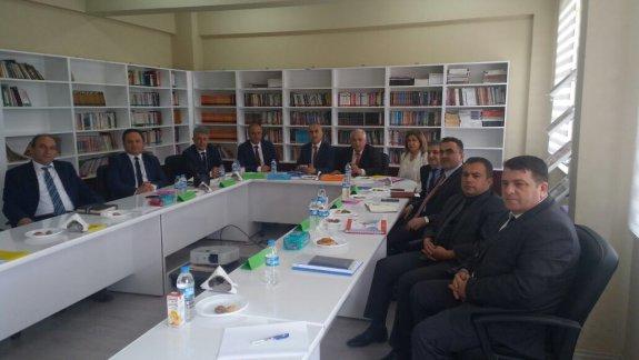 İl Milli Eğitim Müdürümüz Nevzat TÜRKKAN Başkanlığında İlçe Müdürleri Toplantısı Saraydüzü´nde Yapıldı