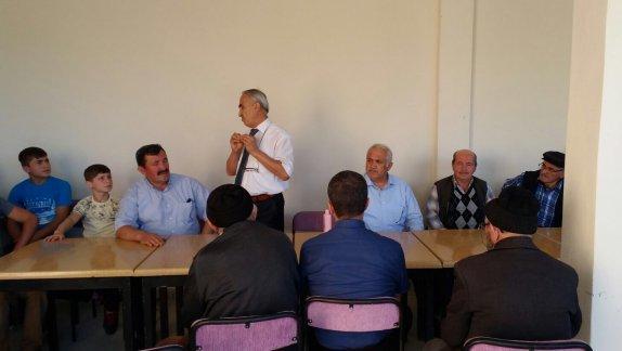 İl Müdürümüz Nevzat TÜRKKAN, Eymür Köyü Muhtarı ve Köy Halkıyla Birlikte Taşıma Toplantısına Katıldı