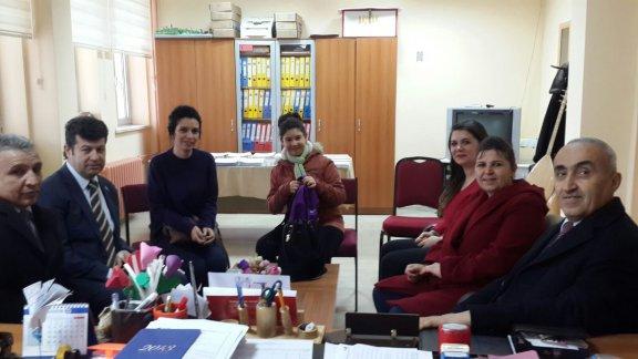 İl Milli Eğitim Müdürümüz Nevzat TÜRKKAN, 8 Mart Dünya Kadınlar Günü Münasebetiyle Okullarımızı Ziyaret Etti