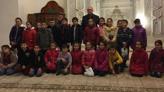 Lala İlkokulu Öğrencileri Sinop Tarihini Öğreniyor Projesi Kapsamında Derslerini Tarihi Mekanlarda İşlediler