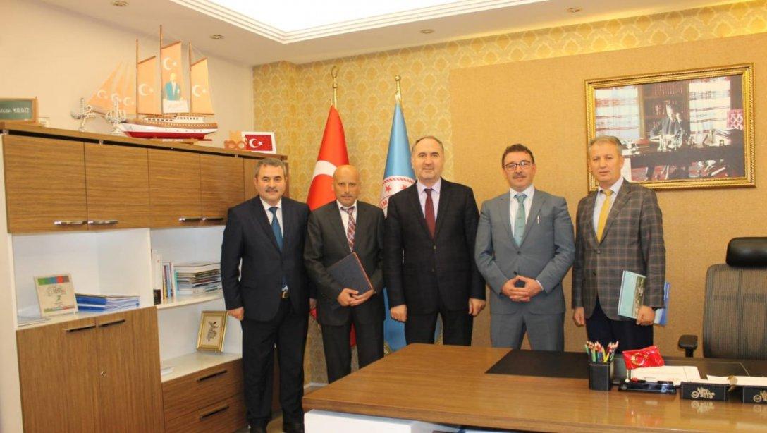 Sinop Üniversitesi ile Sinop İl Milli Eğitim Müdürlüğü Arasında Hayat Boyu Öğrenme Faaliyetlerine İlişkin İşbirliği Protokolü İmzalandı.