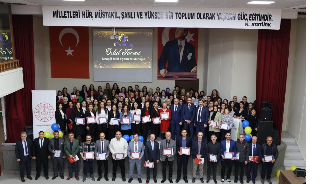 Sinop'ta eTwinning Ödül Töreni ile Başarı Hikayeleri Taçlandırıldı